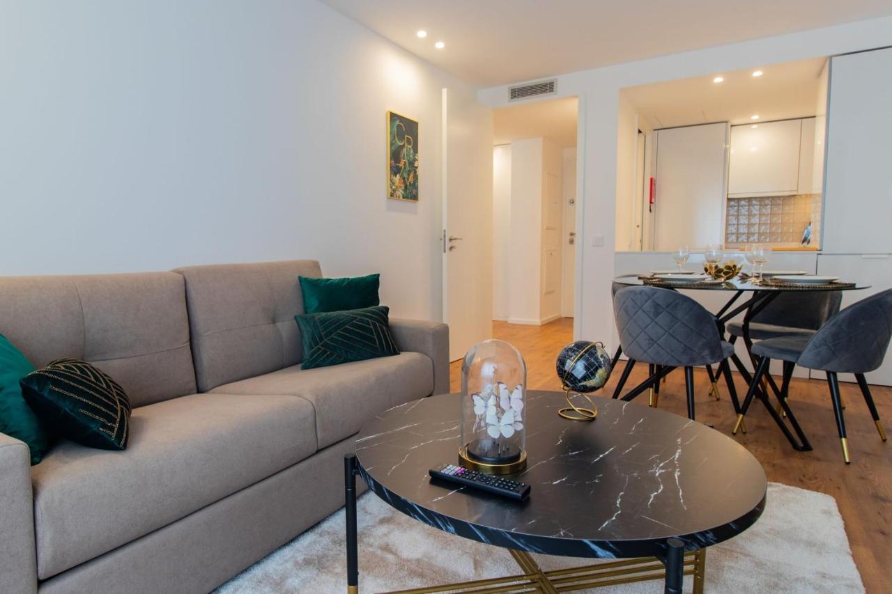 Stunning Apartment W/ Free Parking By Lovelystay OOporto Exteriör bild